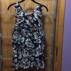 Floral sleeveless top